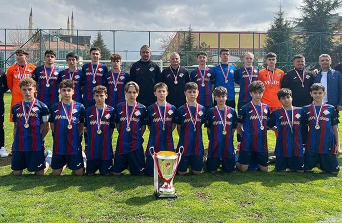 1461 Trabzon FK U14 takımı Türkiye Şampiyonu oldu – Gazete Vatan