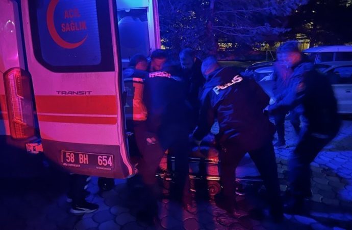 Pompalı tüfekle hem kız arkadaşını hem kendini yaraladı – Cumhuriyet