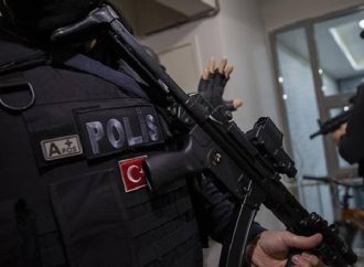 MİT'ten 'sahte baz istasyonu' operasyonu: Suçüstü yakalandılar! – Cumhuriyet