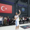 Oğuz Savaş, aktif basketbol kariyerini noktaladı – Sabah
