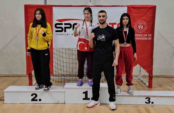 Bilecikli Sporcu Nisa Nur Efe’den Türkiye ikinciliği – Son Dakika Haberleri – Gazete3